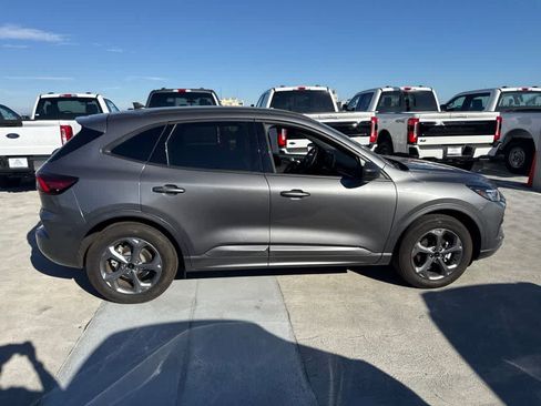 Used 2024 Ford Escape ST-Line w/ Tech Pack #1 FWD image 6