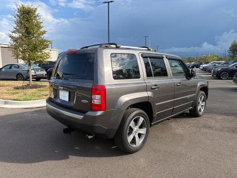 Used 2017 Jeep Patriot High Altitude AWD/4WD image 5