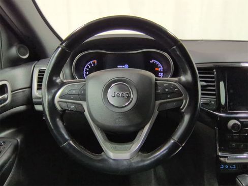 Certified 2021 Jeep Grand Cherokee Laredo X image 23