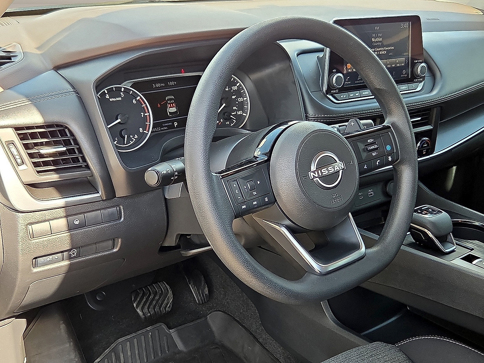 Used 2023 Nissan Rogue SV FWD image 14