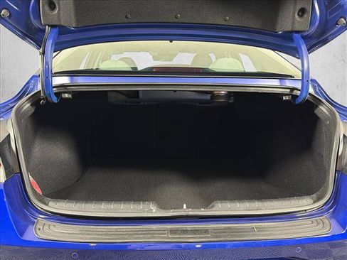 Used 2023 Hyundai Elantra Limited FWD image 20