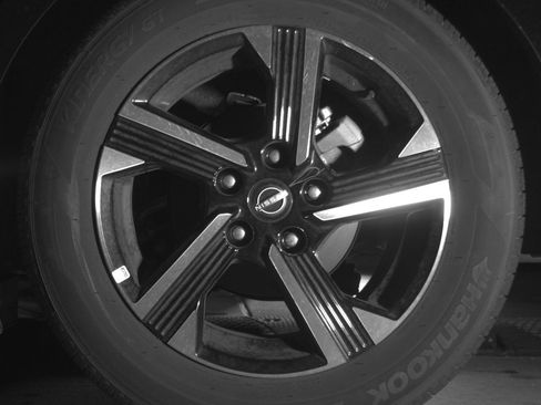 Used 2025 Nissan Sentra SV FWD image 14