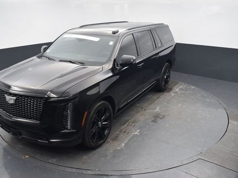 Certified 2025 Cadillac Escalade ESV Sport Platinum image 48