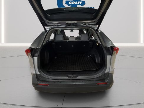 Used 2021 Toyota RAV4 XLE Premium FWD image 16