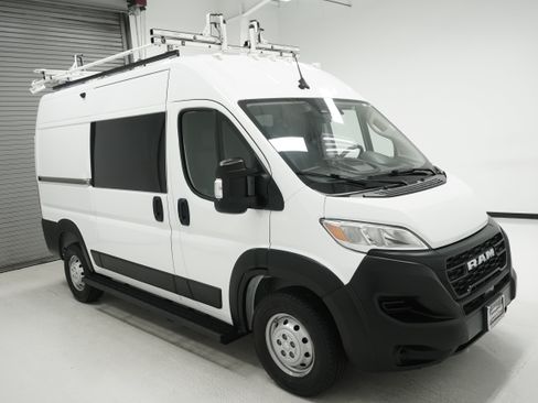 Used 2023 RAM ProMaster 1500 FWD image 2