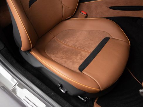 Certified 2024 Ferrari Roma image 56