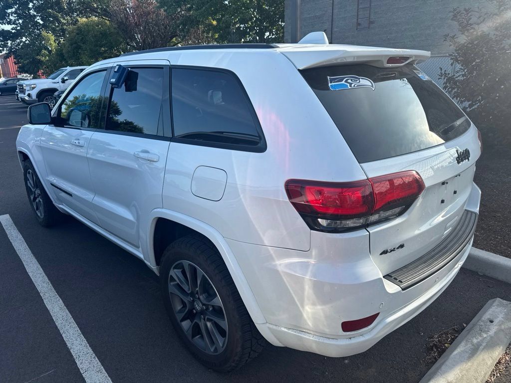 Used 2020 Jeep Grand Cherokee Altitude AWD/4WD image 2