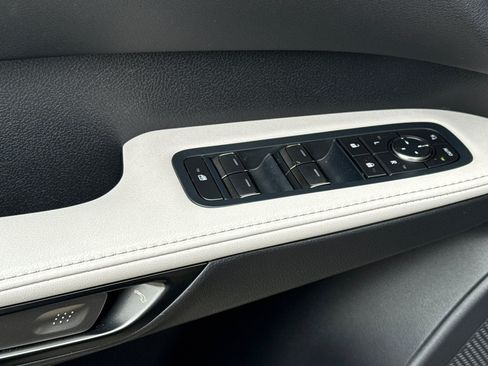 Used 2025 Lexus RX 350 w/ Convenience Package AWD/4WD image 14