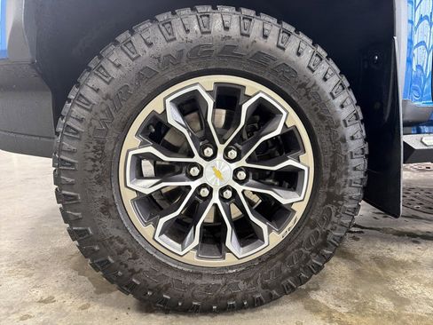 Used 2021 Chevrolet Colorado ZR2 image 15