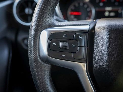 Used 2025 Chevrolet Blazer LT image 27