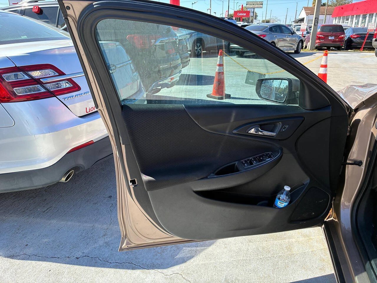 Used 2019 Chevrolet Malibu LT FWD image 19