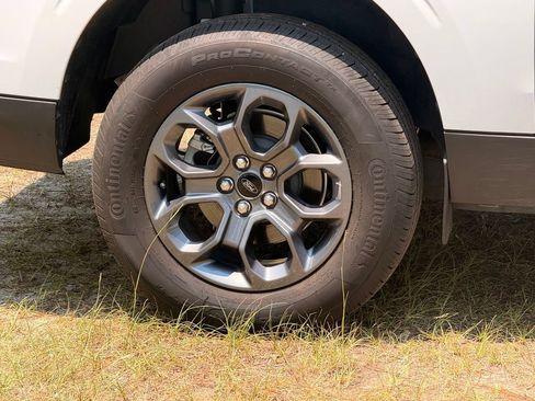 Used 2026 Ford Maverick XLT AWD/4WD image 9