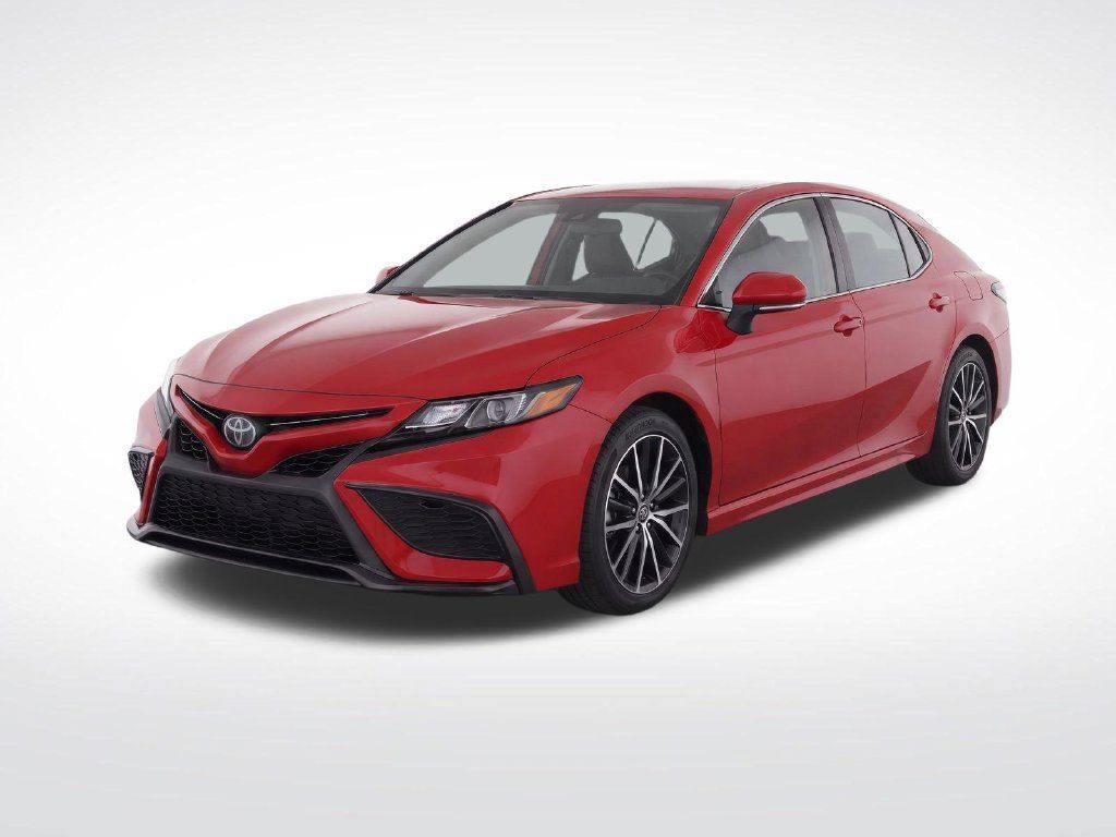 Used 2023 Toyota Camry SE FWD image 2
