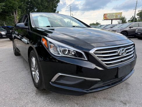 Used 2016 Hyundai Sonata SE FWD image 1