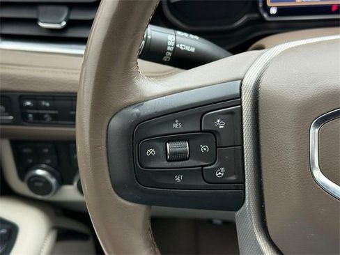 Used 2021 GMC Yukon Denali w/ Denali Premium Package image 21