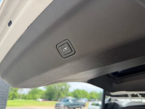Used 2021 Cadillac Escalade Sport Platinum AWD/4WD image 29