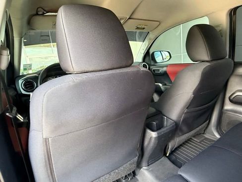 Used 2021 Toyota Tacoma SR5 RWD image 16