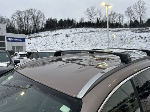 Used 2020 Hyundai Santa Fe SEL w/ Convenience Package image 11