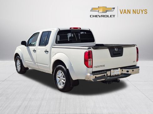 Used 2020 Nissan Frontier SV RWD image 7