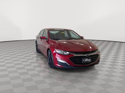 Used 2023 Chevrolet Malibu LT w/ Sport Edition image 3
