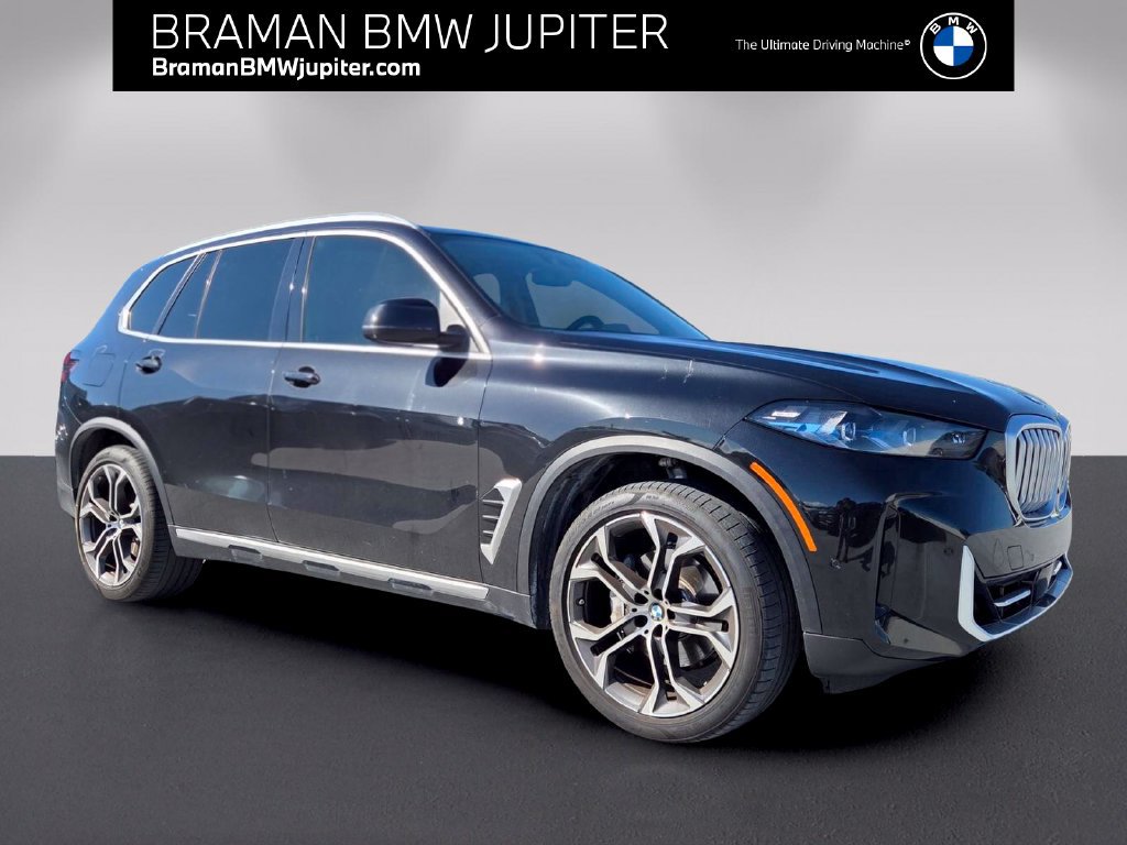 Certified 2025 BMW X5 sDrive40i w/ Parking Assistance Package RWD image 1