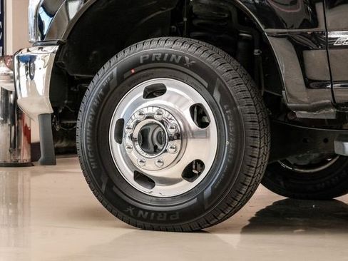 Used 2022 Ford F350 Lariat w/ Lariat Value Package image 52