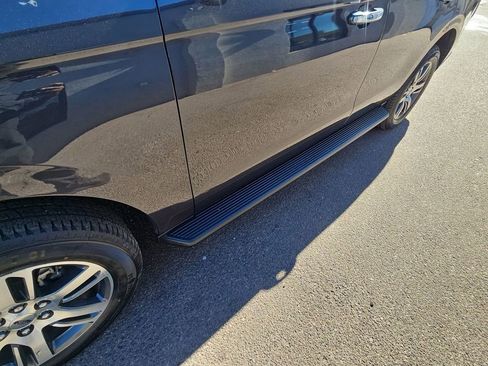 Used 2024 Ford Expedition Limited image 24