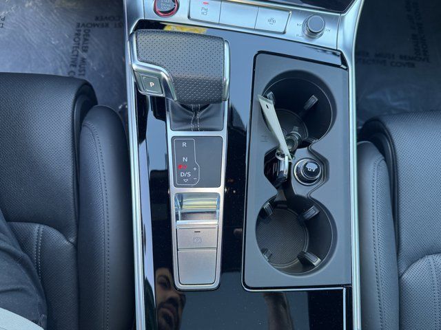 Certified 2022 Audi RS 6 AWD/4WD image 21