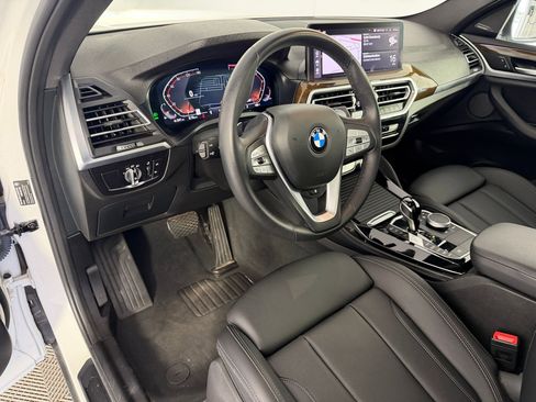Certified 2024 BMW X4 xDrive30i w/ Premium Package AWD/4WD image 4