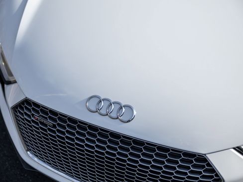 Used 2018 Audi R8 V10 plus image 20