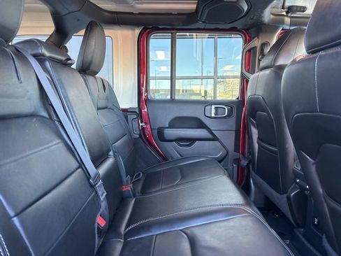 Used 2021 Jeep Wrangler Unlimited Sahara w/ Cold Weather Group image 14