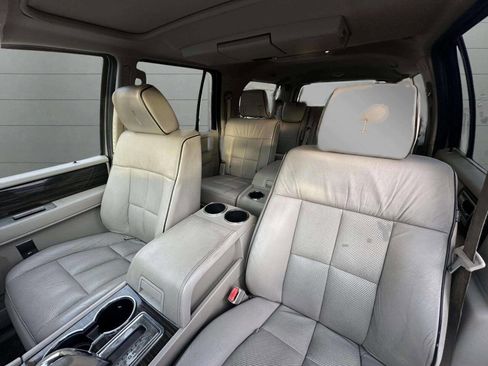 Used 2008 Lincoln Navigator L 4WD image 16