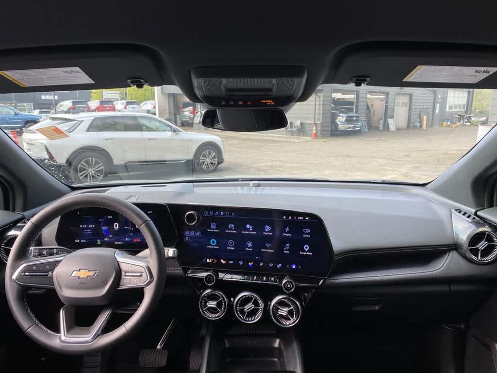 Used 2024 Chevrolet Blazer EV LT AWD/4WD image 12