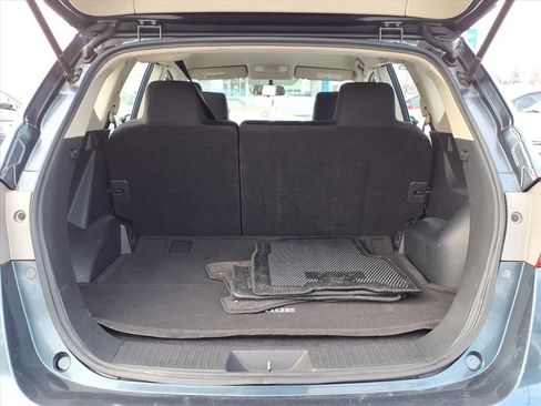 Used 2012 Nissan Rogue S image 9