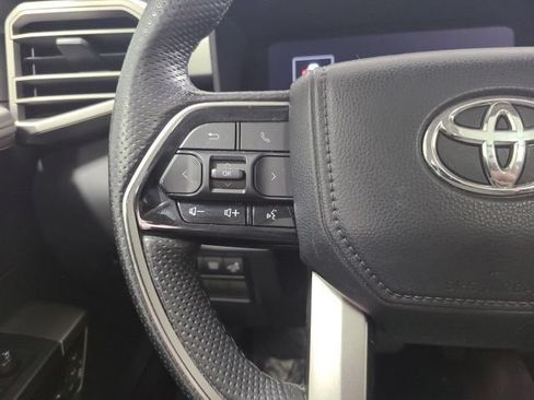 Used 2024 Toyota Tundra Limited AWD/4WD image 30
