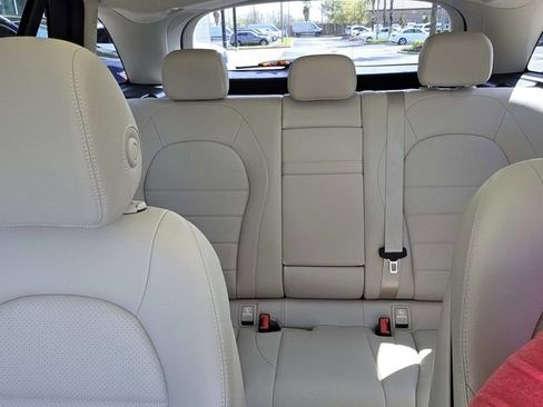 Certified 2022 Mercedes-Benz GLC 300 GLC 300 w/ Premium Package Lite image 22