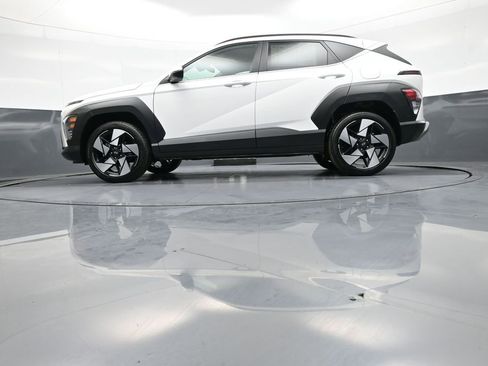 Certified 2024 Hyundai Kona Limited AWD/4WD image 35