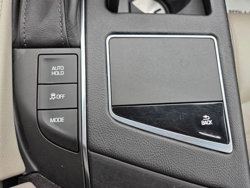 Used 2016 Cadillac CT6 Luxury w/ Active Chassis Package image 32