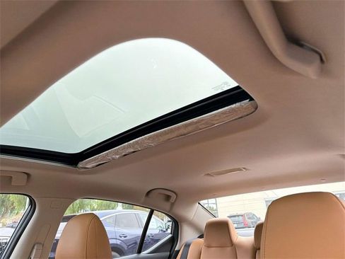 New 2025 Nissan Sentra SV w/ SV Premium Package image 7