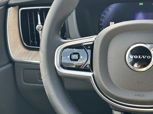 New 2026 Volvo XC60 B5 Plus w/ Climate Package AWD/4WD image 8