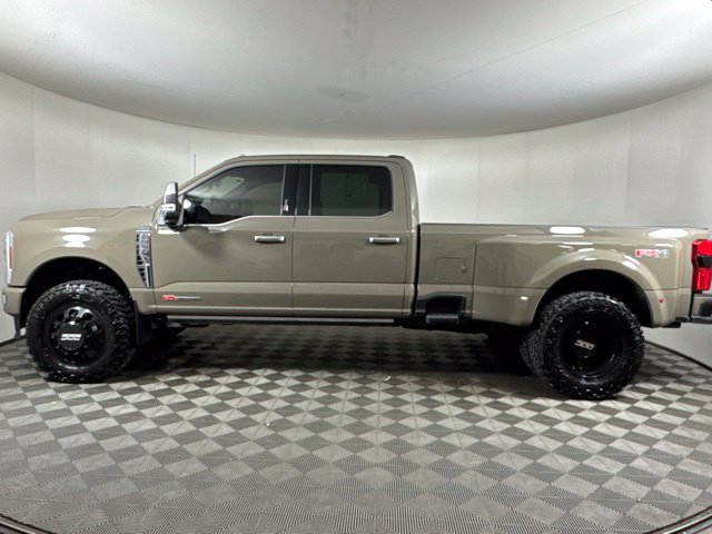 Used 2026 Ford F350 Platinum w/ Platinum Plus Package AWD/4WD image 7