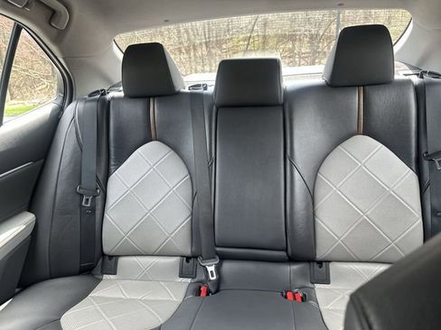 Certified 2018 Toyota Camry XLE w/ Audio Package image 30