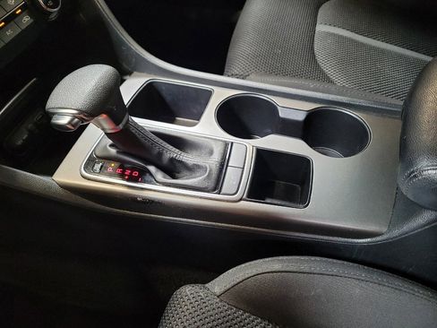 Used 2020 Kia Optima LX FWD image 26