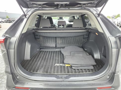 Used 2019 Toyota RAV4 XLE w/ All Weather Liner Package AWD/4WD image 24