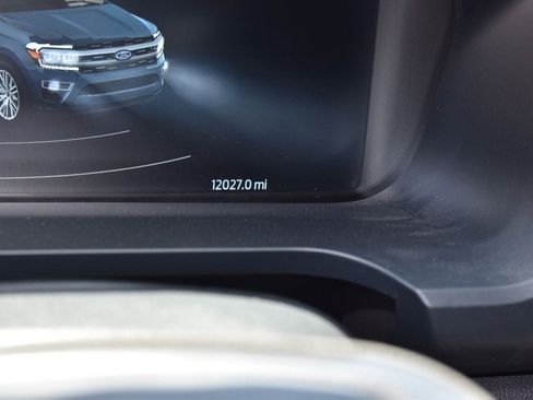 Used 2024 Ford Expedition Limited RWD image 8