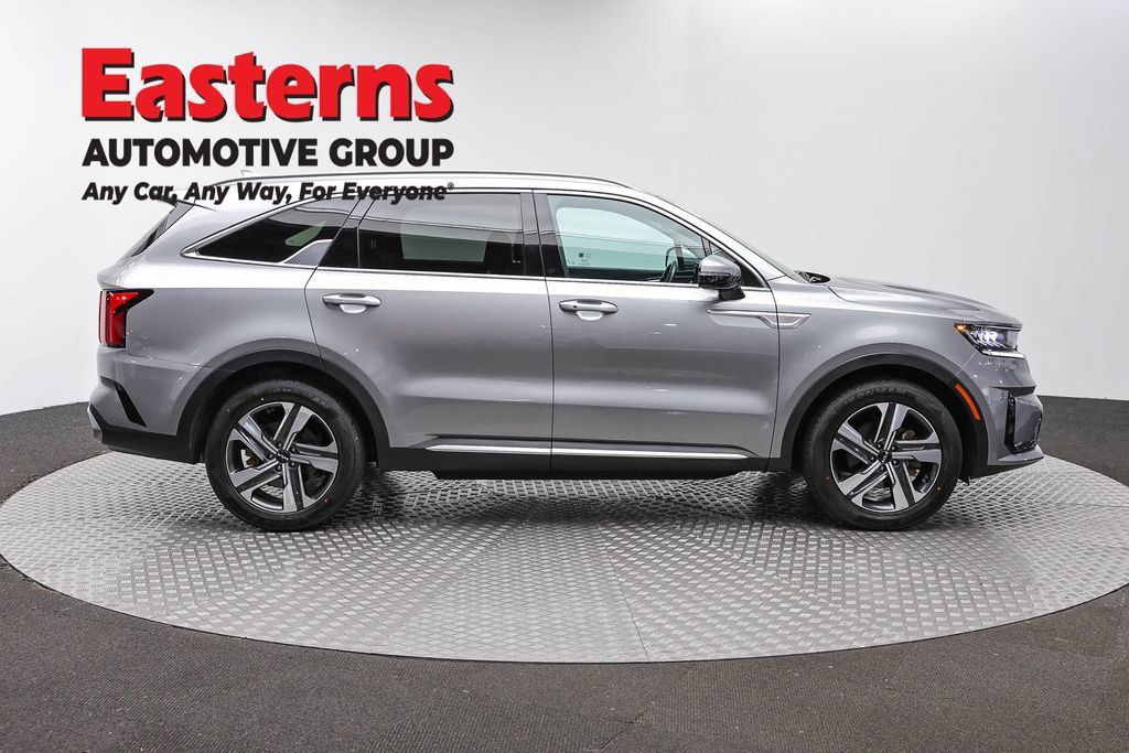 Used 2023 Kia Sorento EX AWD/4WD image 6