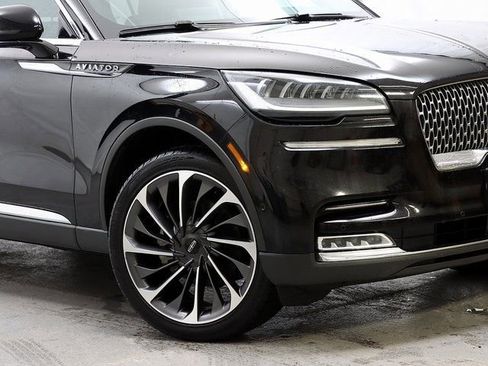 Used 2021 Lincoln Aviator Reserve w/ Equipment Group 201A AWD/4WD image 3