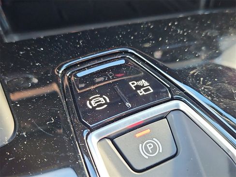 New 2025 Audi Q5 Premium Plus image 11