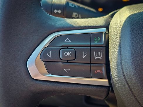 New 2026 Jeep Compass Limited AWD/4WD image 17