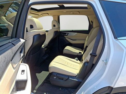 Used 2023 Acura MDX SH-AWD w/ Technology Package image 8